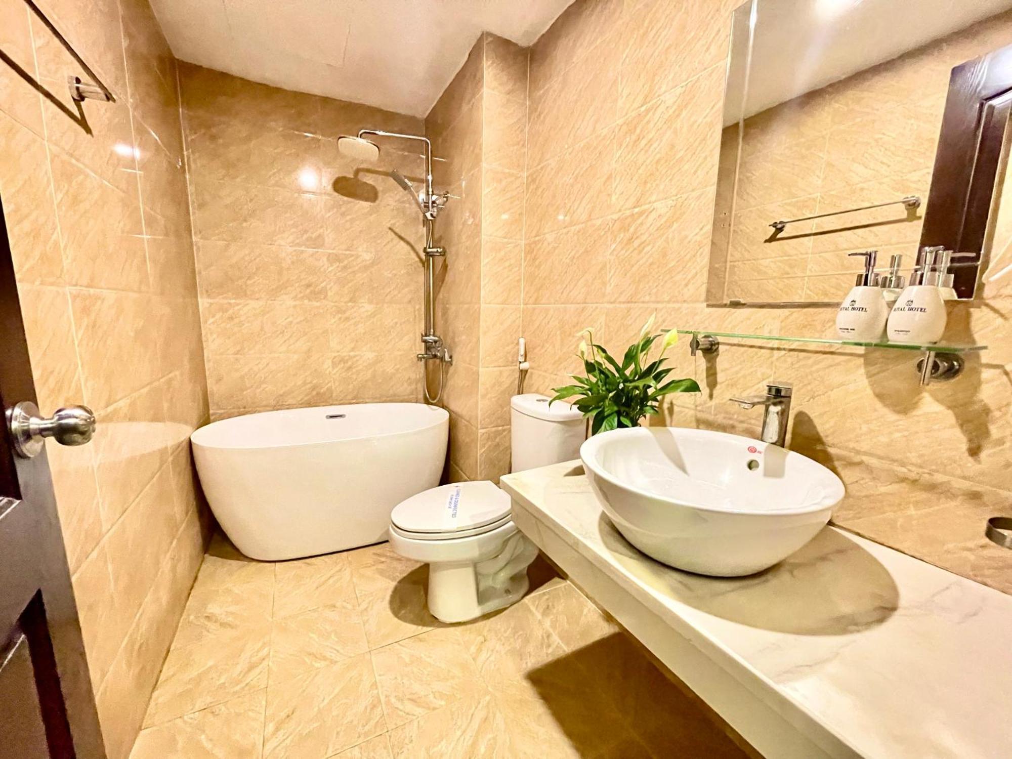Hotel Royal II La Phu  外观 照片